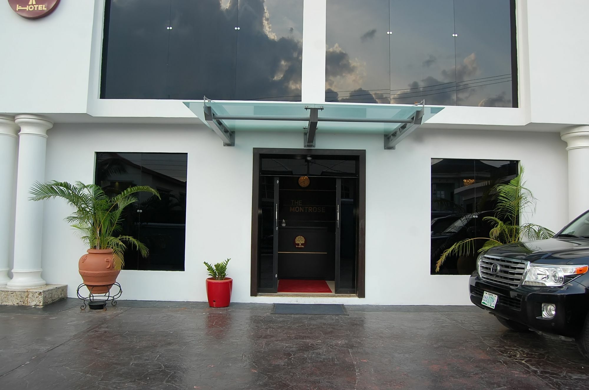 The Montrose Hotel Lekki Exterior photo